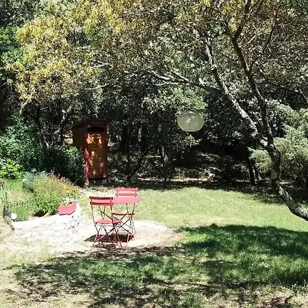 Roulotte Romantique Chauffee En Cevennes Monteils  Exterior foto