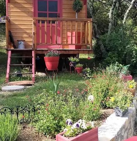 Roulotte Romantique Chauffee En Cevennes Monteils  Exterior foto