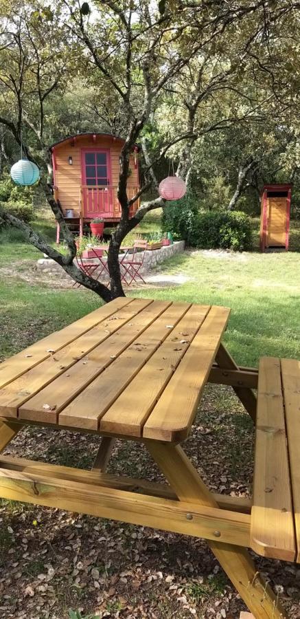 Roulotte Romantique Chauffee En Cevennes Holiday home *