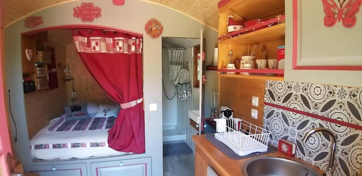 Roulotte Romantique Chauffee En Cevennes * Monteils (Gard)